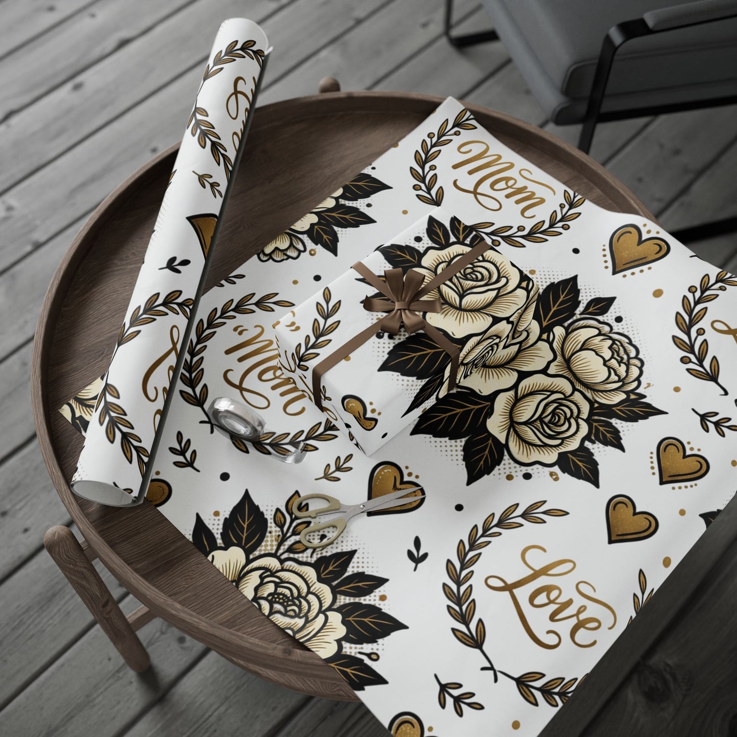 Mom & Love Floral Wrapping Paper – Gold Heart Gift Wrap for Mother's Day