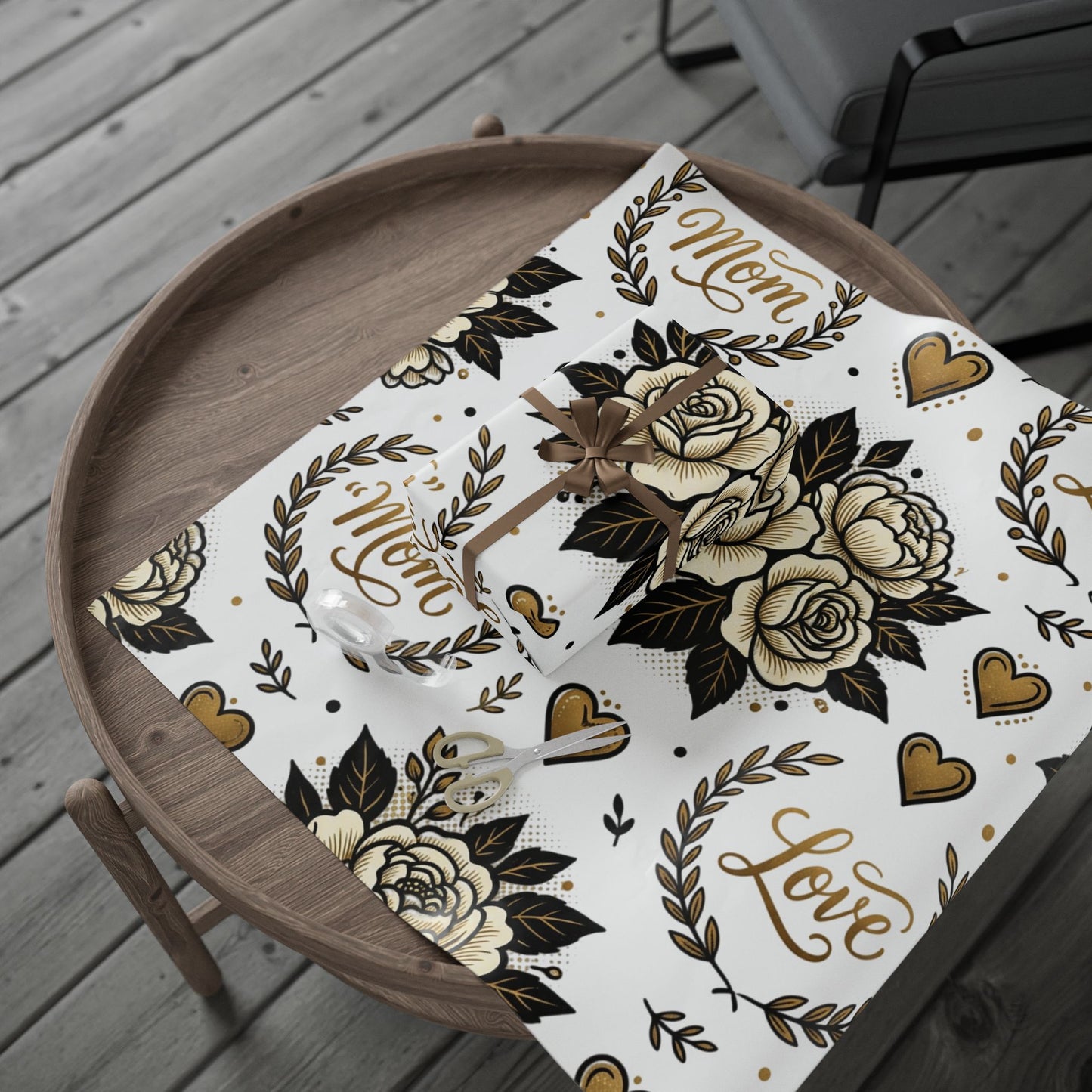 Mom & Love Floral Wrapping Paper – Gold Heart Gift Wrap for Mother's Day