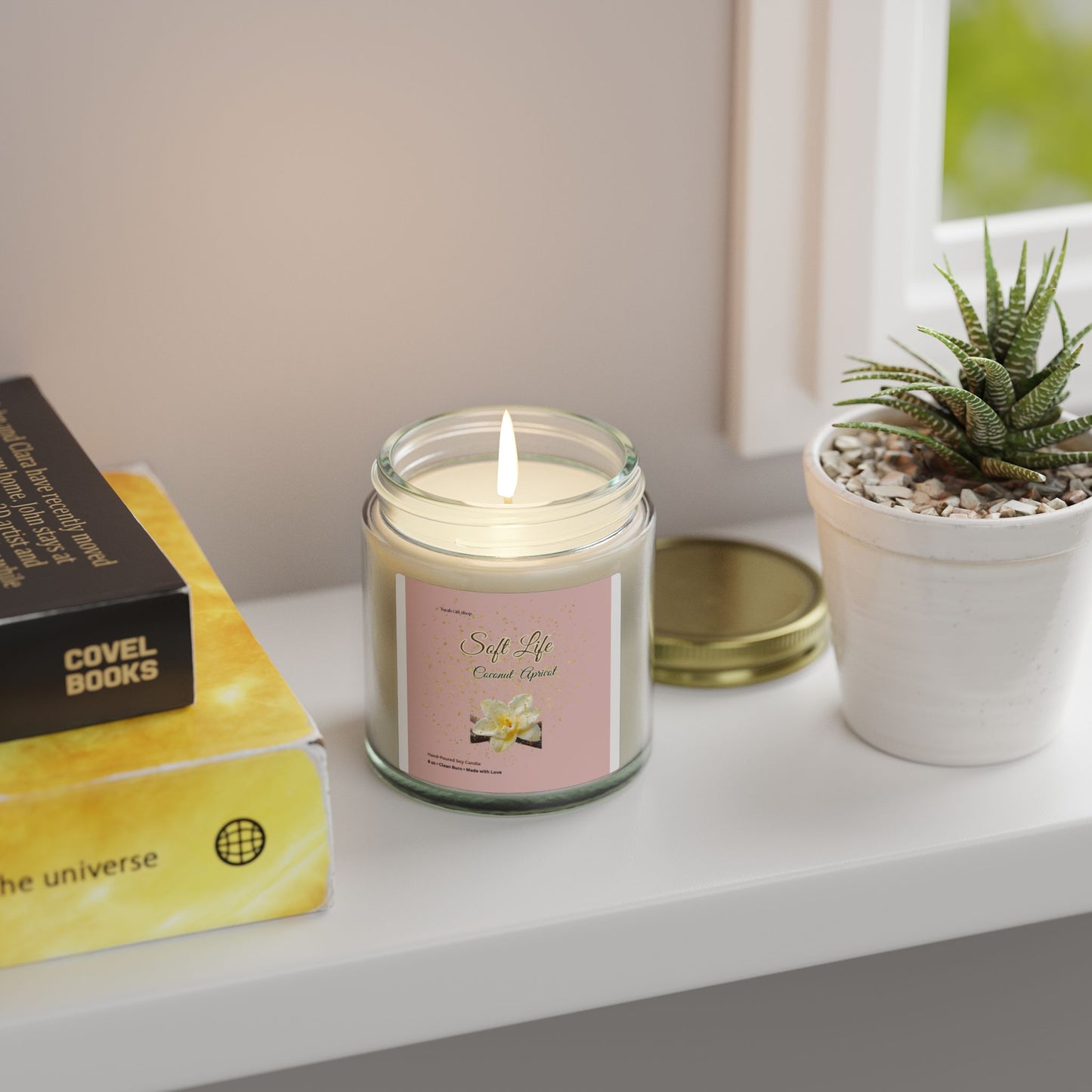 Coconut Apricot Scented Candle (4oz/9oz) - Tropical Vanilla Floral Soy Jar